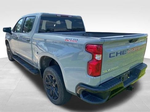 Used 2024 Chevrolet Silverado 1500 Custom Trail Boss AWD/4WD image 4