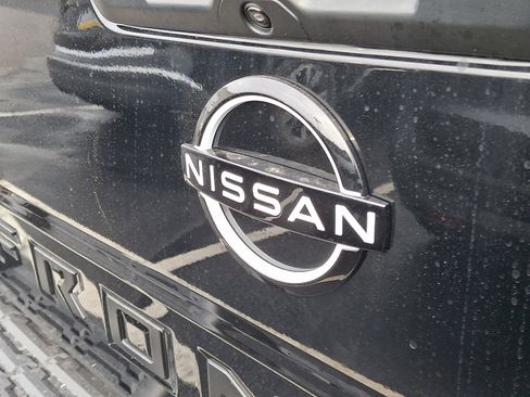 New 2026 Nissan Frontier SV image 5