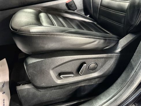 Used 2019 Ford Edge SEL w/ Equipment Group 201A FWD image 13