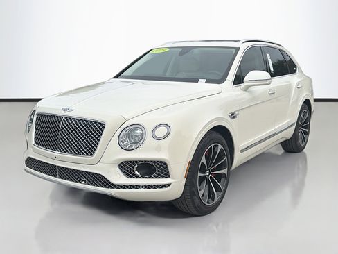 Used 2019 Bentley Bentayga V8 image 7