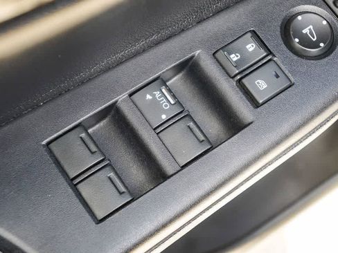 Used 2016 Honda Accord Sport image 22