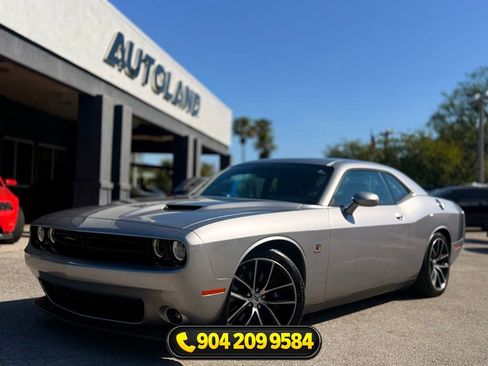 Used 2018 Dodge Challenger R/T Scat Pack w/ Leather Interior Group RWD image 1