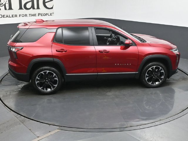 New 2026 Chevrolet Equinox LT w/ Safety and Technology Package FWD image 17