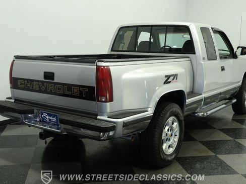 Used 1992 Chevrolet Silverado 1500 4x4 Extended Cab image 10