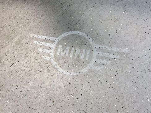 Used 2025 MINI Cooper S FWD image 9