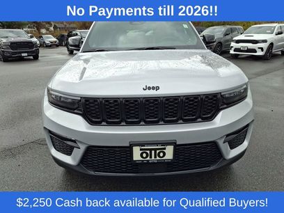 New 2025 Jeep Grand Cherokee Limited w/ Black Appearance Package