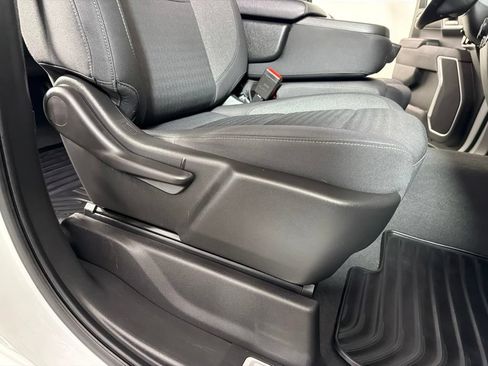 Used 2023 Chevrolet Silverado 1500 LT AWD/4WD image 25
