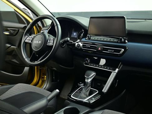 Used 2023 Kia Seltos S w/ Navigation Package FWD image 51