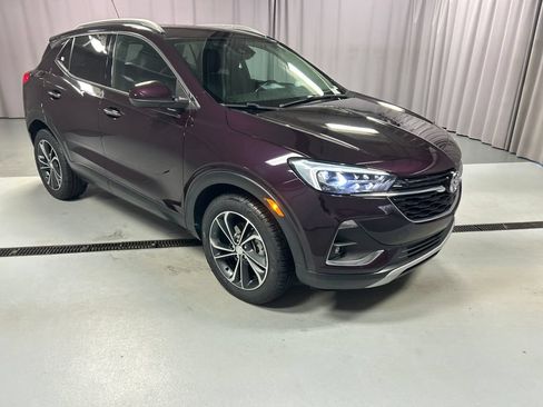 Used 2020 Buick Encore GX Essence FWD image 1