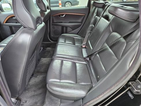 Used 2011 Volvo XC70 3.2 AWD/4WD image 16