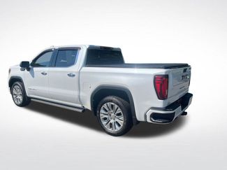 Used 2021 GMC Sierra 1500 Denali w/ Denali Ultimate Package AWD/4WD video 3