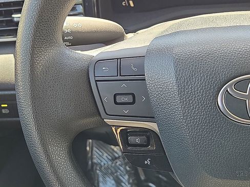 Used 2025 Toyota Camry LE FWD image 19