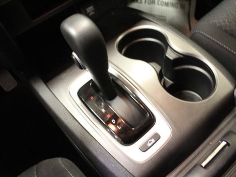 Used 2017 Honda Ridgeline Sport image 16