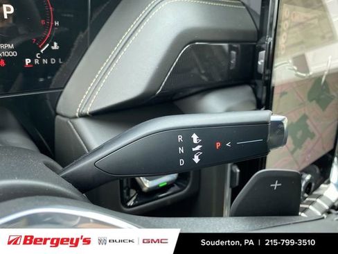 New 2026 GMC Yukon XL Elevation image 18