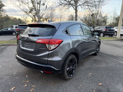 Used 2022 Honda HR-V Sport image 6