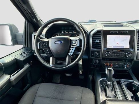 Used 2020 Ford F150 XLT w/ Equipment Group 302A Luxury AWD/4WD image 27