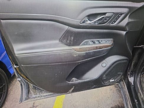 Used 2022 GMC Acadia Denali w/ GMC Pro Grade Package image 14