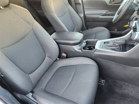 Used 2024 Toyota RAV4 LE image 10