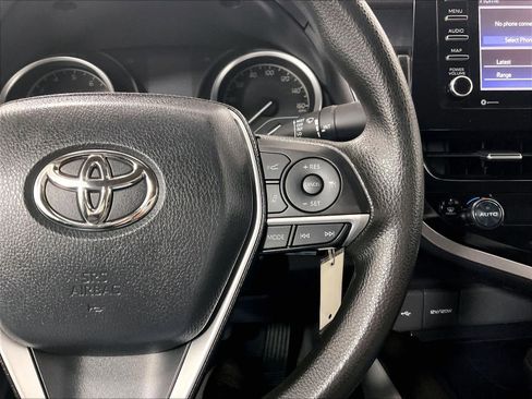 Used 2023 Toyota Camry LE image 23