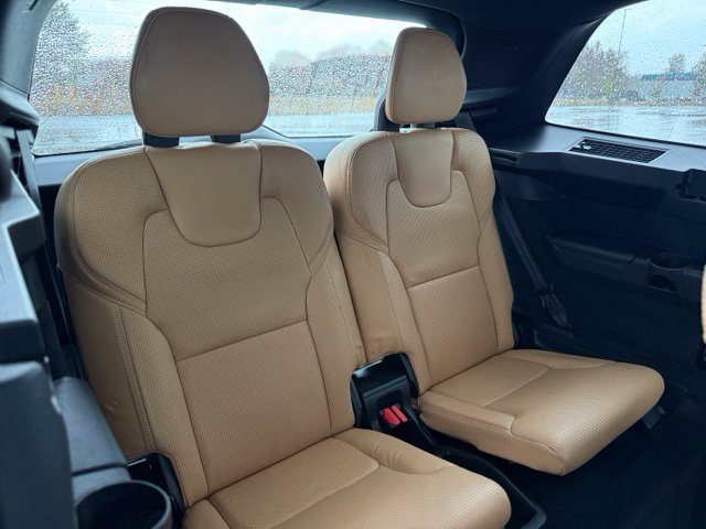 Used 2017 Volvo XC90 T6 Inscription w/ Vision Package AWD/4WD image 39