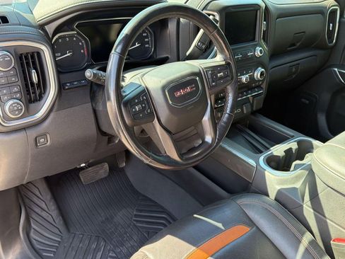 Used 2021 GMC Sierra 1500 AT4 w/ AT4 Value Package image 4