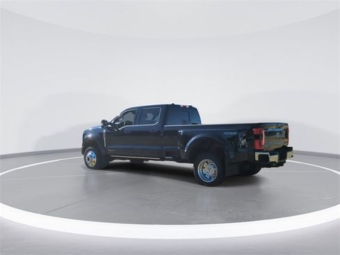 Used 2024 Ford F450 Lariat w/ Lariat Ultimate Package image 6