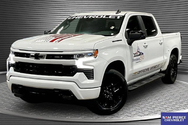 New 2026 Chevrolet Silverado 1500 RST w/ LPO, Dark Essentials Package AWD/4WD image 1