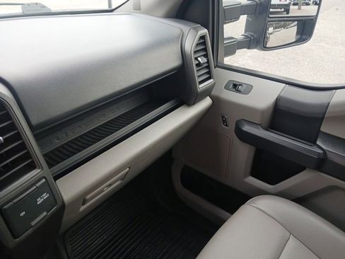Used 2022 Ford F350 XL w/ Power Equipment Group image 28