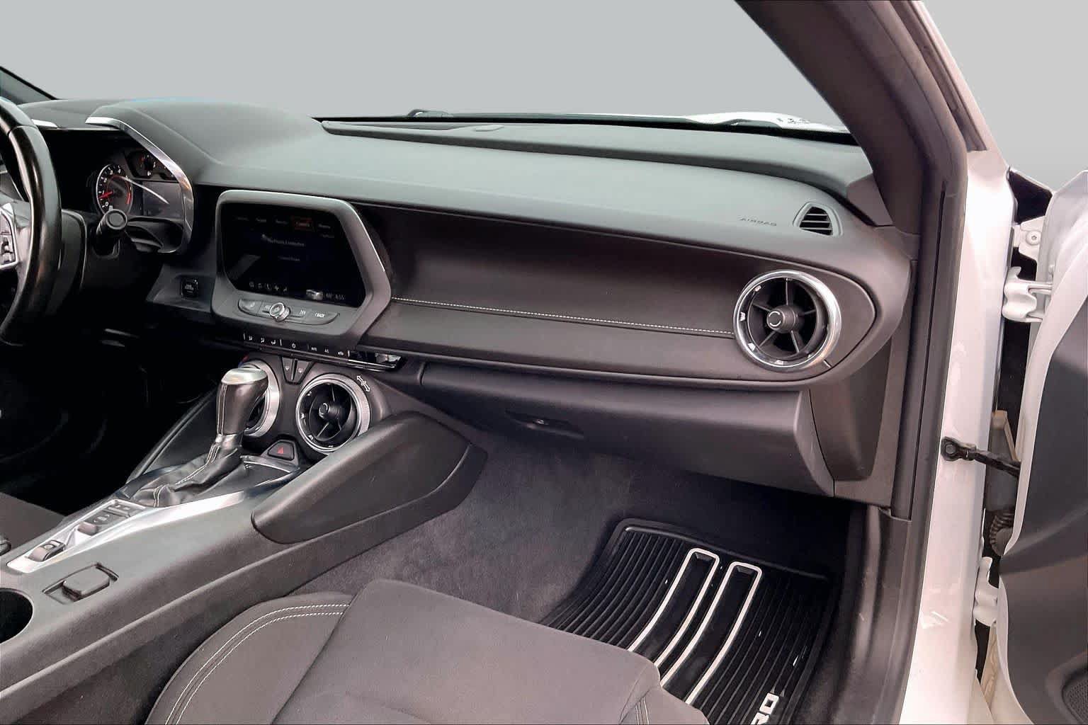 Used 2023 Chevrolet Camaro LT w/ Technology Package RWD image 18