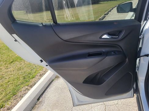 Used 2019 Chevrolet Equinox LT image 13