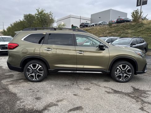 New 2026 Subaru Ascent Touring image 2