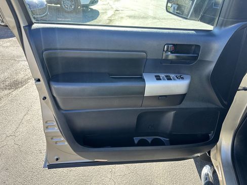 Used 2009 Toyota Tundra Grade 4x2 4dr Double Cab SB (4 image 9