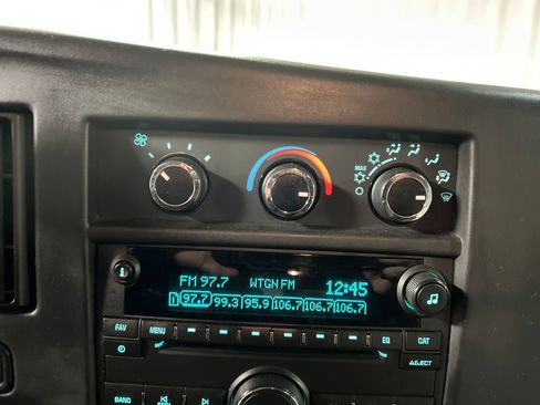 Used 2017 Chevrolet Express 2500 LS image 17