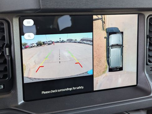 New 2025 Ford Bronco Badlands image 16