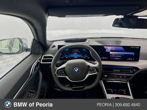 Used 2025 BMW i4 xDrive40i w/ Premium Package image 23