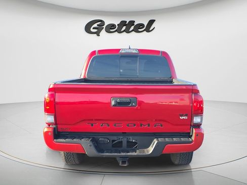 Used 2019 Toyota Tacoma TRD Off-Road w/ Technology Package AWD/4WD image 4