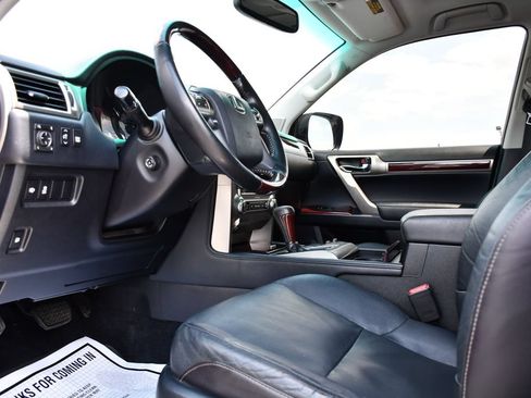 Used 2018 Lexus GX 460 Premium AWD/4WD image 17