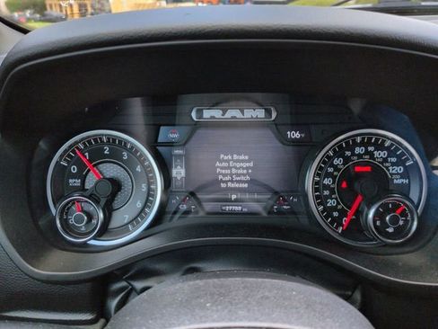 Used 2025 RAM 1500 Big Horn AWD/4WD image 31