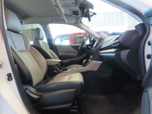 Used 2022 Subaru Forester Limited w/ Popular Package #3 image 31