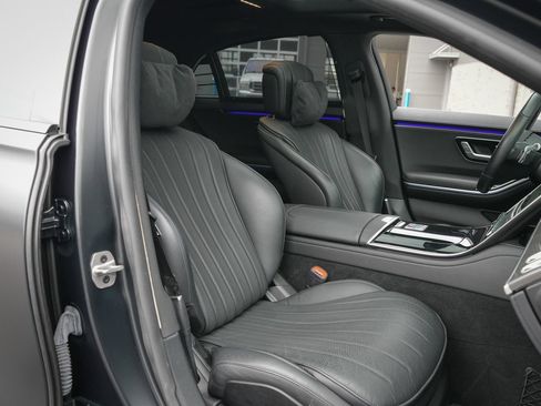 Used 2023 Mercedes-Benz S 580e 4MATIC Sedan w/ AMG Line image 40