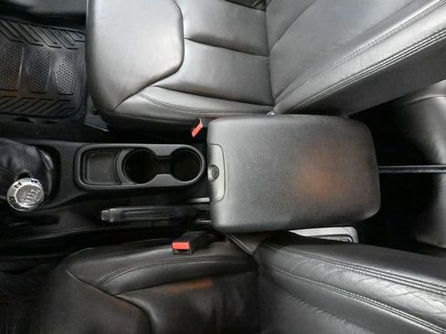 Used 2014 Jeep Wrangler Unlimited Sahara w/ Katzin Premium Leather Group image 27