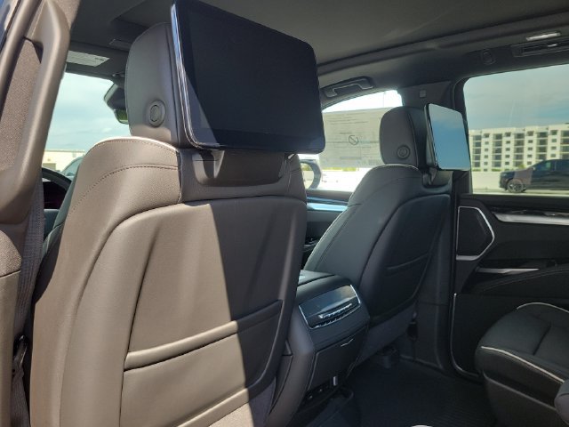 New 2026 Cadillac Escalade ESV Sport w/ Touring Package AWD/4WD image 16