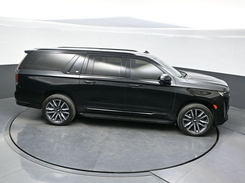 Certified 2023 Cadillac Escalade ESV Sport w/ Touring Package AWD/4WD image 35