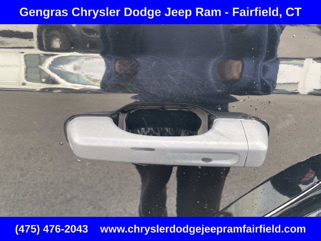 Used 2024 Jeep Wrangler Unlimited w/ Convenience Group AWD/4WD image 40