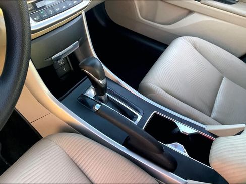 Used 2014 Honda Accord LX image 16