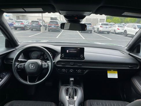 Certified 2024 Honda HR-V Sport image 10