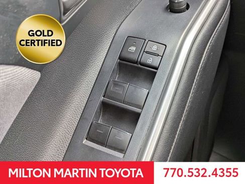 Certified 2024 Toyota Highlander LE FWD image 22
