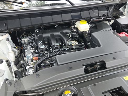 New 2026 Nissan Pathfinder SL FWD image 21