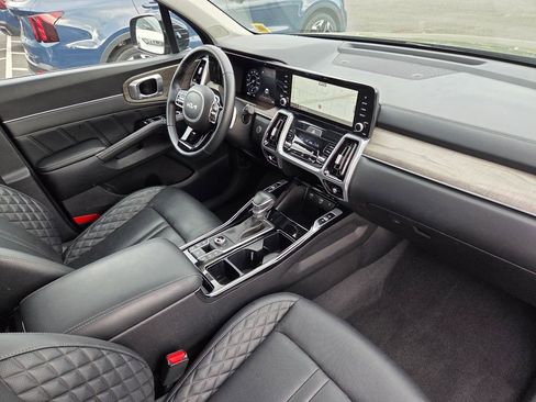 Used 2023 Kia Sorento SX Prestige AWD/4WD image 28