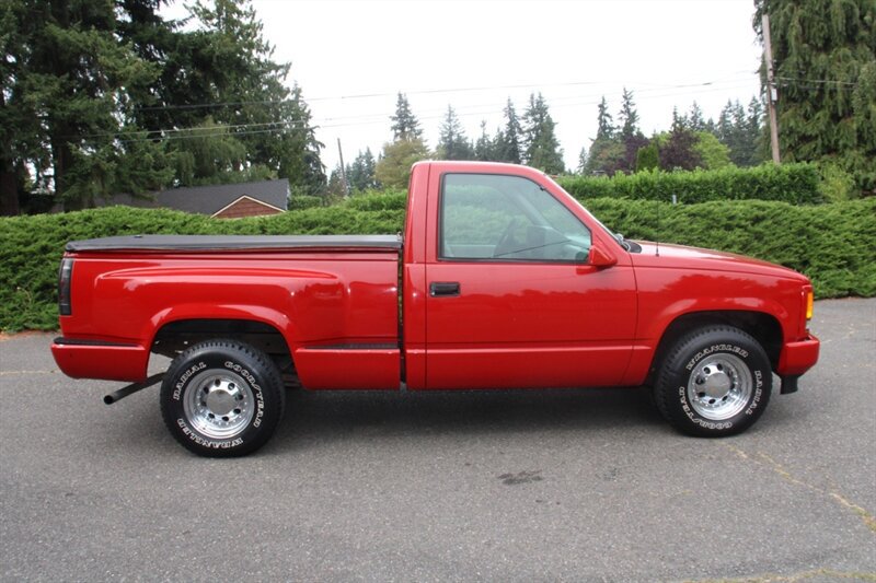 Used 1993 Chevrolet Silverado 1500 2WD Regular Cab image 11